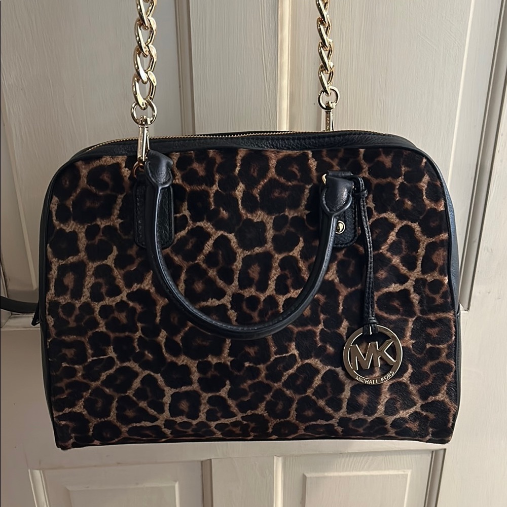 Michael Kors Leopard Print Bag and Wallet Set - Picture 14 of 16